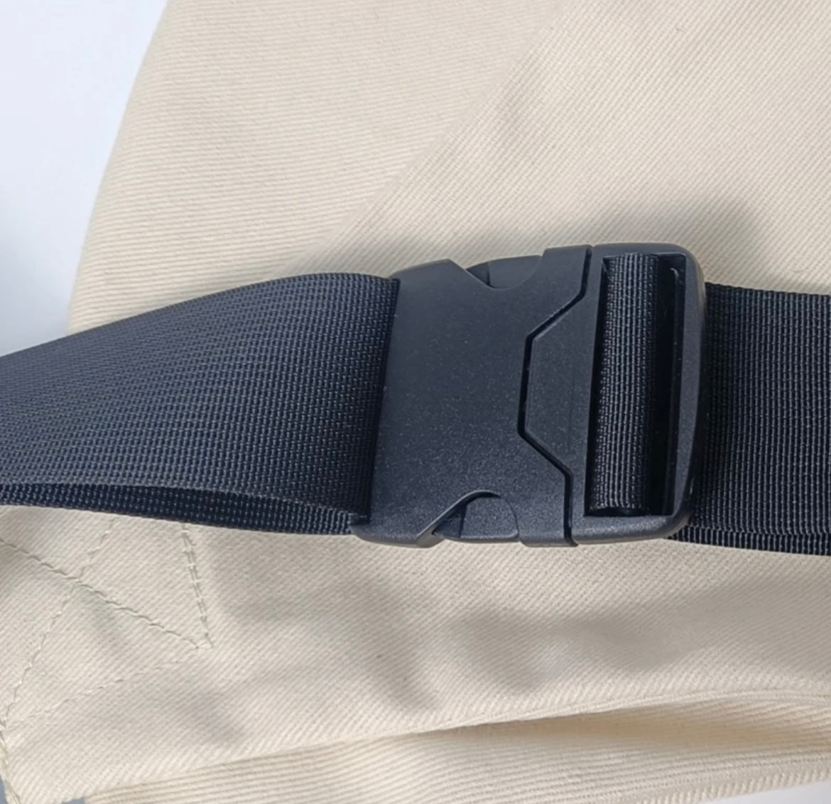 Seitliche Trage für Babys und Kleinkinder